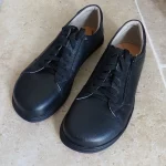 Chaussures minimalistes en cuir modèle Echo de la marque Magical Shoes